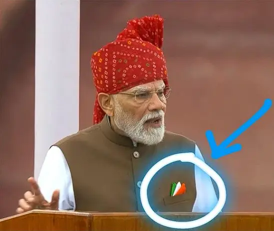 ‘Urdu Mein Tiranga’: Pawan Khera Takes Aim At PM Modi’s Attire After Red Fort Speech