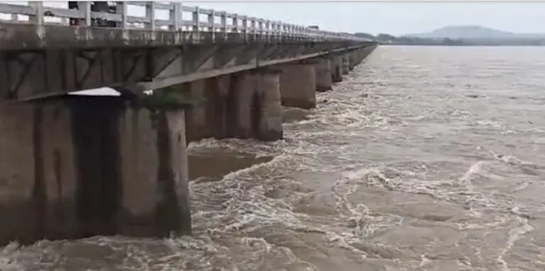 Mahanadi Braces For 4th Minor Flood As Hirakud Opens 28 Gates; Downstream Dists On High Alert
