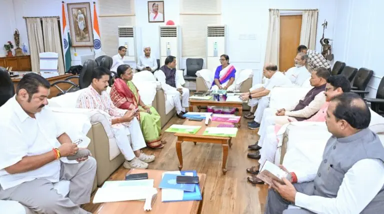 CM Mohan Majhi Attends All-Party Meet Ahead Of Odisha Assembly Session, MMDR Row To Rock House