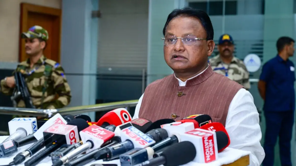 ‘Keep Odisha Coastline Clean’: CM Mohan Majhi Bats For Blue Economy