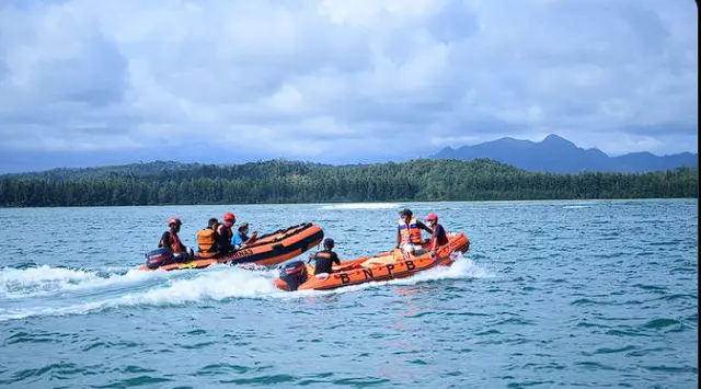 Indonesian Ferry With 240 On Board Missing In Java Sea Amid Bad Weather, Search Launched