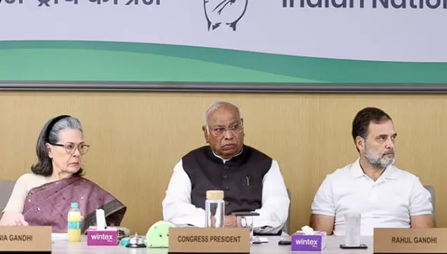 ‘Remove CEC Gyanesh Kumar, PM Modi Should Go’: Kharge’s Twin Demand at CWC Meet Over SIR Row