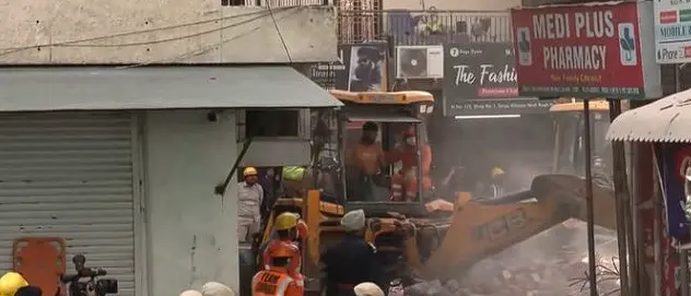 Delhi Building Collapse: Lookout Issued For PG Owner As Police Register FIR; HC To Hear PIL Today