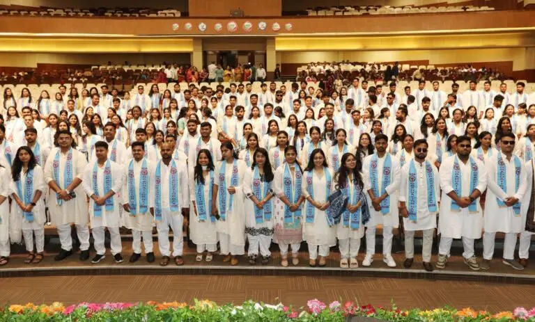 SOA Holds Joint Graduation Ceremony For Pharmacy, Nursing & Biotech Graduates