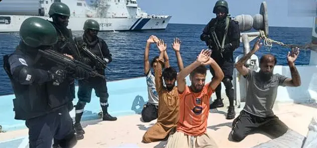 Coast Guard Seizes 526 Kg Narcotics From Iranian Dhow In Arabian Sea; 5 Pakistanis Held