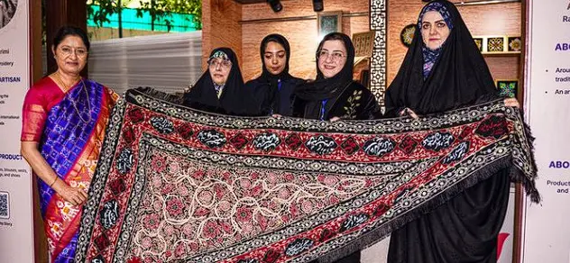 Iranian President’s Daughter Explores PM Museum, National Crafts Bazaar In Delhi