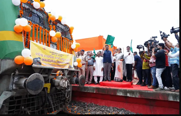 Odisha Senior Citizens Leave For Ayodhya & Varanasi On Free Pilgrimage Train