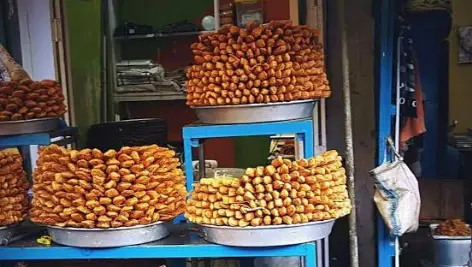 Khaja Shops Near Puri Jagannath Temple Raided Over Unhygienic Preparation; Fines Imposed