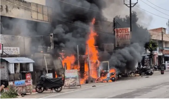LPG Cylinder Blast Triggers Massive Fire At Restaurant In Odisha’s Baleshwar, No One Hurt
