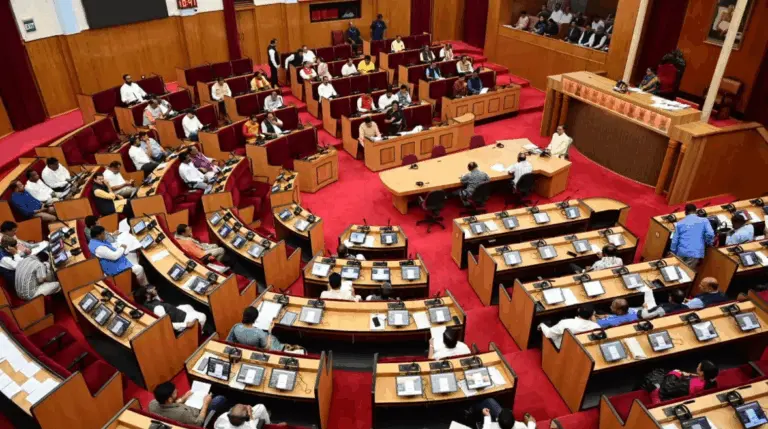 Stormy Opening: Odisha Assembly Adjourned Till 1.10 PM Amid Opposition Ruckus Over MMDR