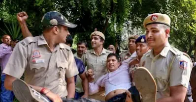 AAP Leaders Among 700 Detained In Delhi For Protests Against Gyanesh Kumar