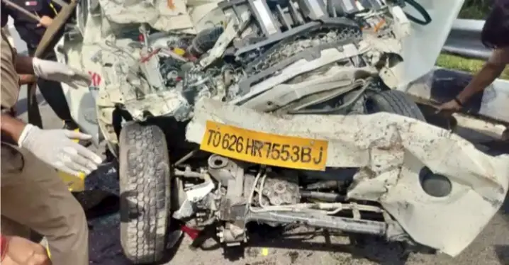 Relatives Of Deceased Army JCO Killed After Ambulance Carrying His Body Crashes