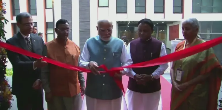 PM Modi opens RBI data centre