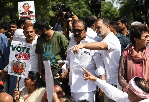 Rahul, Priyanka Among INDIA Bloc MPs Detained During ‘Save Democracy’ March To ECI