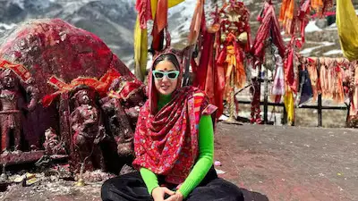 Sara Ali Khan Under Fire Over Kedarnath Visit As Cleric Calls It ‘Haraam’