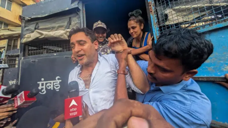No Deportation For Imran Khan On October 28, Govt Tells Bombay HC