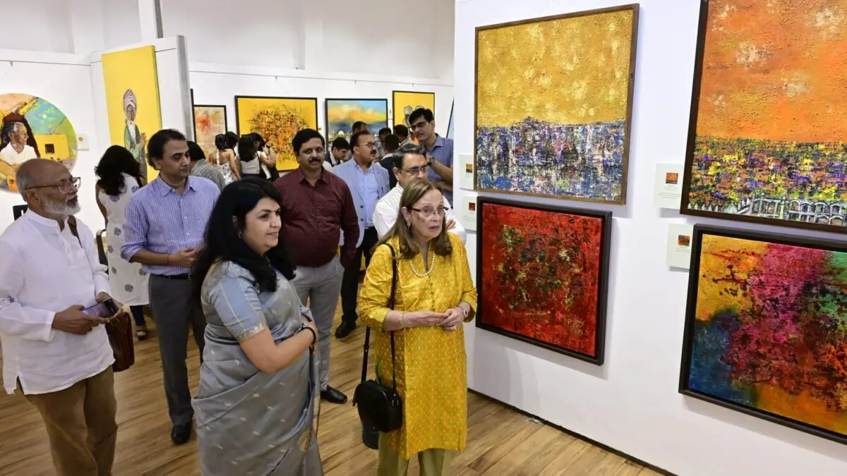Paintings Of 97-Year-Old Odia Artist On Display At Mumbai’s Famed Jehangir Art Gallery